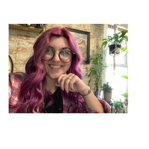 Meet your Posher, Courtney